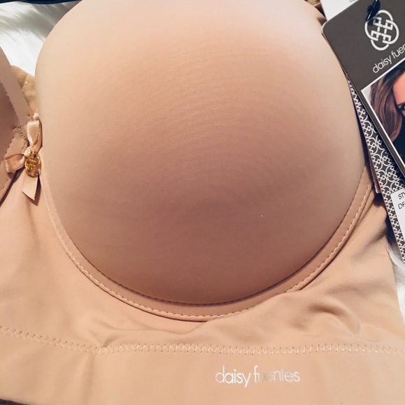 🆕Daisy Fuentes - Nude / Convertible Bra🌟🌟 - Picture 8 of 9